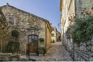 Ages: geography / travel, France, Provence-Alpes-Cote