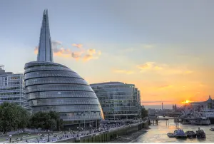 Thames: geography / travel, Great Britain, England, London