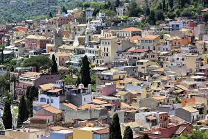 Sicily: geography / travel, Italy, Cityscape of Taormina
