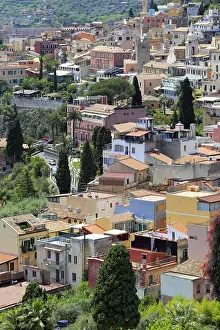 Sicily: geography / travel, Italy, Cityscape of Taormina