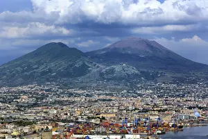 Naples: geography / travel, Italy, Cityscape and Vesuvius