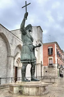 Sculptures: geography / travel, Italy, Colossus of Barletta