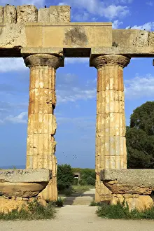 Columns: geography / travel, Italy, Temple of Hera, Selinunte