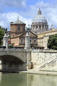 Dome: geography / travel, Italy, Tiber river, Rome