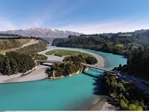 Drones: geography / travel, New Zealand, Mount Hutt Range