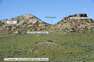 Boundary: GEOLOGY: K-T boundary site - The photo depicts