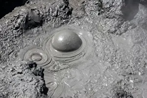 Boiling: Geothermal Activity - close-up of boiling mud