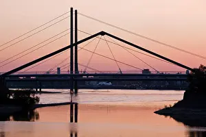 Rhein: Germany, Nordrhein-Westfalen, Dusseldorf