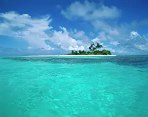 Florissa: Ginetu Island, Papua New Guinea