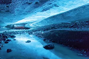 Interest: Glacial cave in the Breidamerkurjoekull Glacier