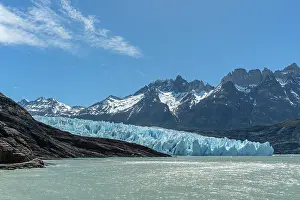 Patagonia: Glacier, Lago Grey, Andes mountain range, Torres