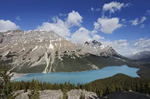 Roads: Glacier lake Peyto Lake, Icefields Parkway