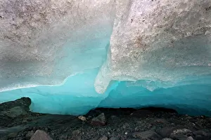 Rising: Glacier snout of Schlatenkees. The Schlatenkees