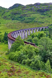 Viaduct: Glenfinnan viaduct, railway viaduct for the West