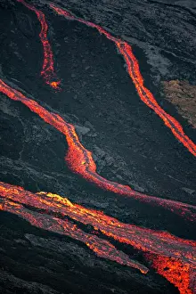 Igneous: Gluhende Lava, Lavastrom, Lavafeld, aktiver Tafelvulkan