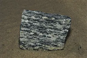 Coarse: Gneiss