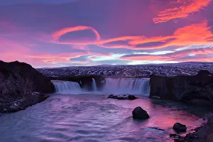 160517: The Godafoss is one of the most spectacular waterfalls