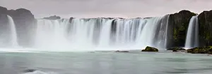 Godafoss: Godafoss in sunset