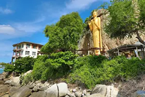 Phra: Gold buddha statue Phra Pang Haan Yad, Khao Takiab