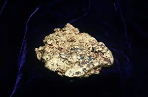 Transition: Gold nugget