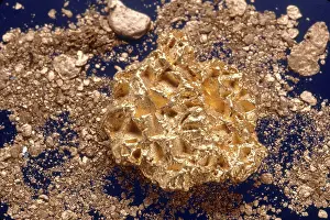 Nugget: Gold Nugget and Dust