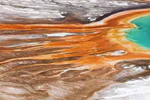 Midway: Grand Prismatic Spring Midway Geyser Basin, Yellowstone