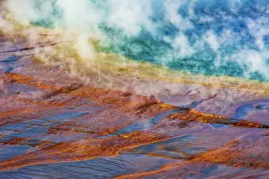 Basin: Grand Prismatic Spring, Yellowstone National Park