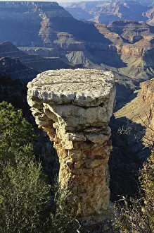 Crumbling: Grandview Point, Grand Canyon, Arizona