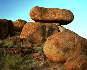 Aboriginal: Granite boulders in Karlwekarlwe Karlu Kalu.(Iround