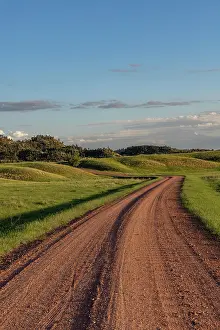 Gravel: Gravel Road along the Powder River in the Custer National