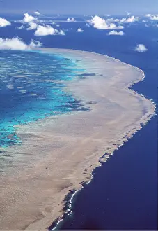 Reefs: Great Barrier Reef - Hook Reef, Aerial