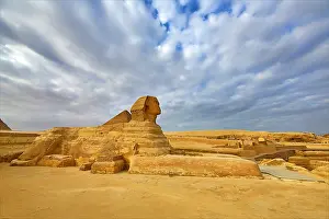 Pyramid: The Great Sphinx statue and the Pyramid of Khafre