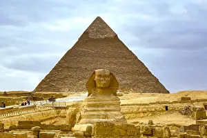 Pyramid: The Great Sphinx statue and the Pyramid of Khafre