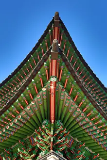 Roofs: Green wooden roof beams of the Gwanghwamun Gate
