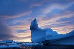Jakobshavn: Greenland, Ilulissat, Midnight sun lights