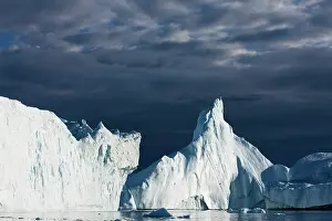 Eqip: Greenland, Ilulissat, Midnight sun lights