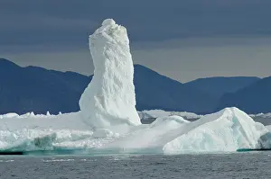 Pinnacle: Greenland, Nuussuaq Peninsula, Qaasuitsup