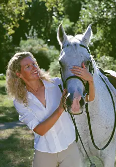 Bridles: GREY HORSE - with girl