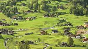 Bern: Grindelwald Grund district with Wengernalp railway