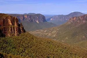 Expanse: Grose Valley - view from Govetts Leap Lookout towards