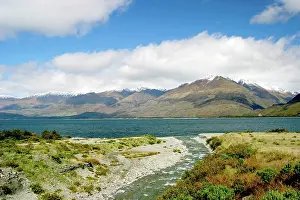 Wanaka: Haast, New Zealand. Countryside between