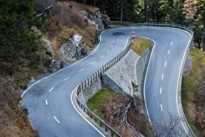 Accident: Hairpin bend, Pass road, Maloja pass, Canton Grisons