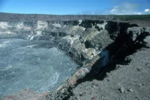 Caldera: Halemaumau Crater, Hawai'i