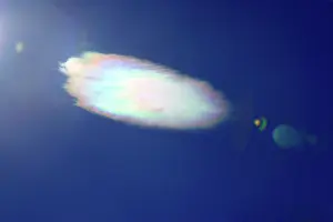 Halo: Halo of ice crystals around cloud