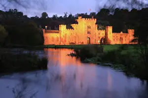 Hope: Hampton Court Castle - lit at night