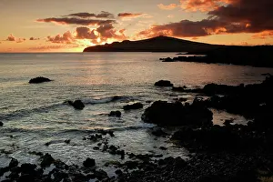Hanga: Hanga HoIonu or La PA rouse Bay with Poike Peninsula