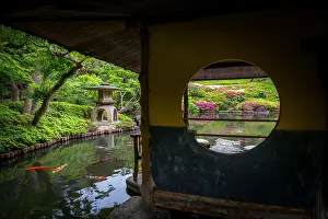 Lantern: Happoen japanese's garden, tea house and azalea