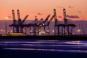 Zeebrugge: Harbour by night