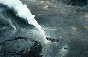 Volcanos: Hawaii Kilauea Volcano - vent active 1986