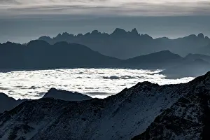 Vinschgau: Haze in the valley with South Tyrolean mountains